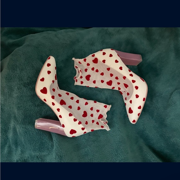 ❌SOLD❌Heels - Picture 2 of 3